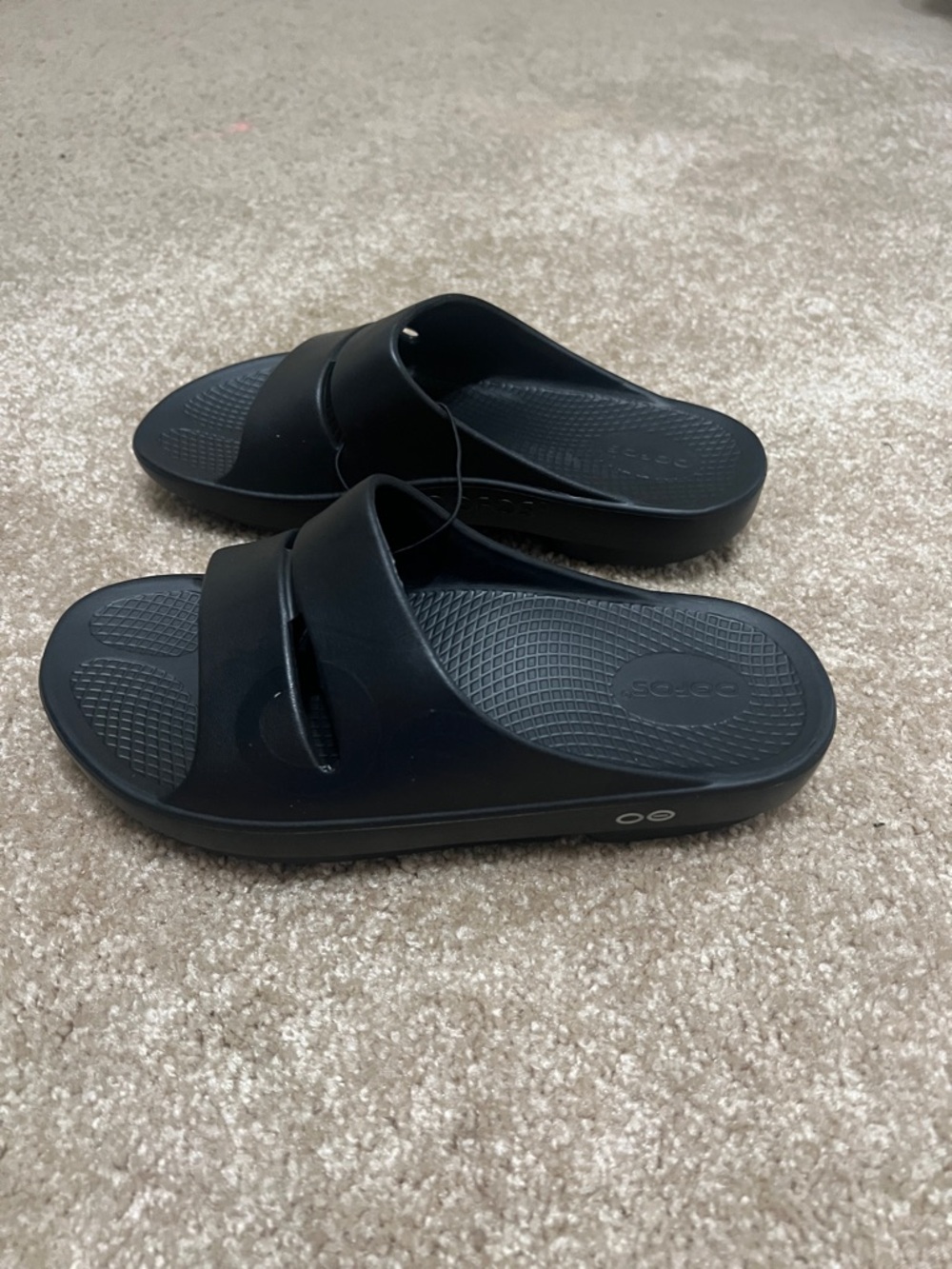 OOFOS Black Slide Sandals with Cushioned Platform - Picture 3 of 7